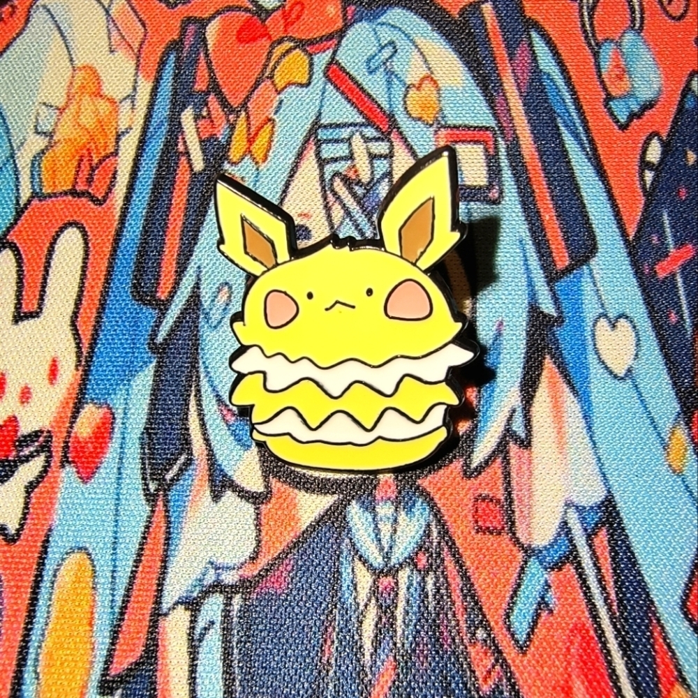 Cute Yellow Character Pin Anime Pokemon Jolteon Macron Kawaii Eevee